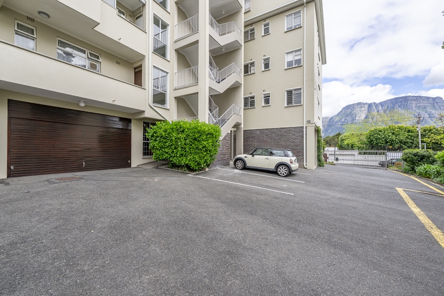 3 Bedroom Property for Sale in Kenilworth Upper Western Cape